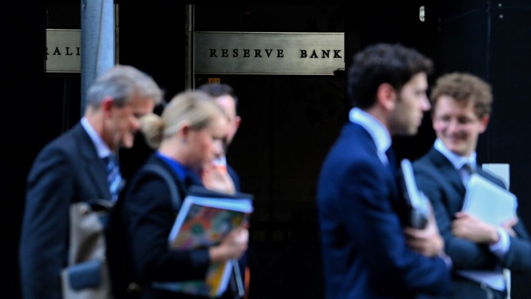 The Reserve Bank's forecasts assume rates will stay steady until mid-next year, then slowly decrease. (Kate Geraghty)