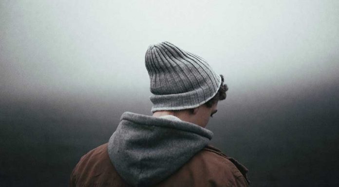 코로나 후유증 호주 자살방지 라이프 라인 폭주