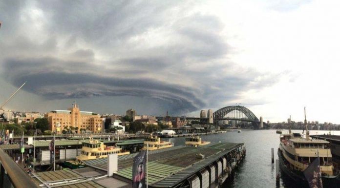 시드니 기상청과 긴급 구조대 여름철 홍수 경고