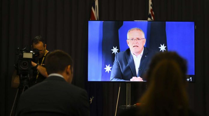 호주군, 아프간 어린이 살해시도 합성사진 트윗에 총리 분노