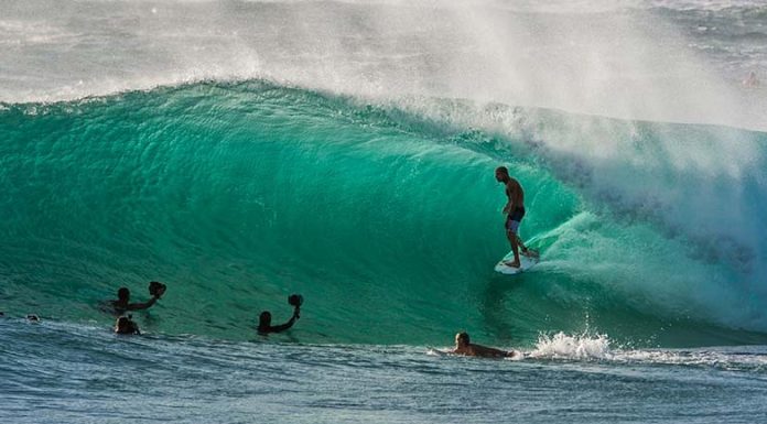 호주의 날, 코로나를 잊은 광란의 비치 파티