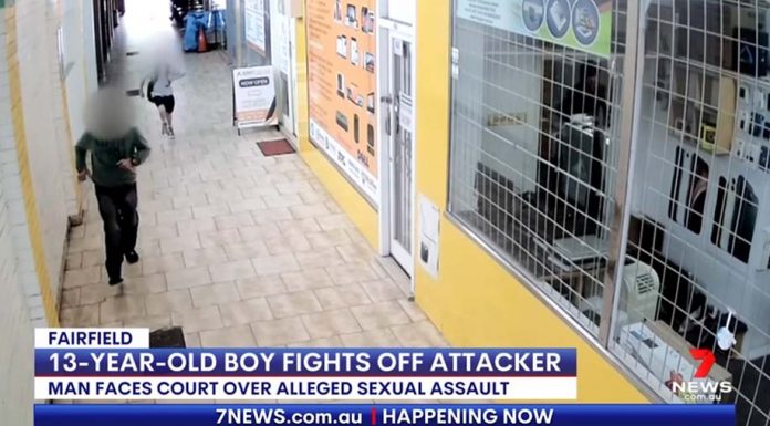 Wentworthville에서 13세의 남학생, 성추행 가해자 쫓아 잡아