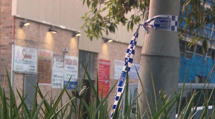 뱅스타운에서 피해자 칼로 가해한 2명 도주, 현장에서 잡혀