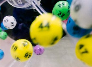 $50 Million 파워볼 당첨 여성, “복권 사지 않을 생각이었는데..”