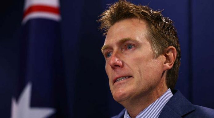 33년전 성 폭행 가해 지목 호주 현 법무장관 ‘사실과 달라’