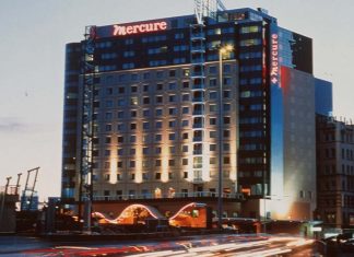 격리 호텔에서 거짓 경보로 대피 소동