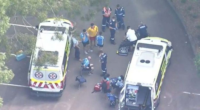 허스트빌 수영장에서 화학 물질 누출 사고로 집단 대피 발생, 어린이 3명 입원