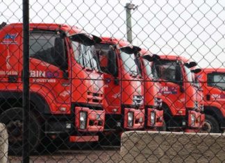 시드니 쓰레기 관리 회사 BINGO, 매립지에서 나는 역겨운 악취로 비난 받아 쓰레기 매립