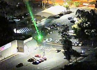 시드니 10대 소년, 밤새 비행기를 향해 레이저 포인터 쏘다 체포 비행기 레이저포인터