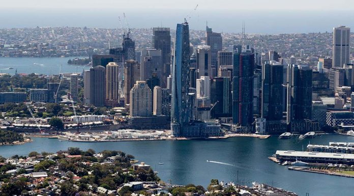 NSW 정부, 시티 경제 살리기 CBD 우편번호 2000에서만 사용 가능한 100$ 바우처 제공 The NSW government is launching more $100 ... kers back into the CBD. (Janie Barrett)