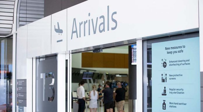 NSW에서 G2G 통행증 없이 서호주 여행한 여성, COVID19 감염