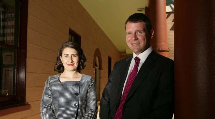 베레지클리안 전 주수상 독직혐의 2차 독립조사위 Gladys Berejiklian and Mike Baird in 2010. CREDITMARCO DEL GRANDE