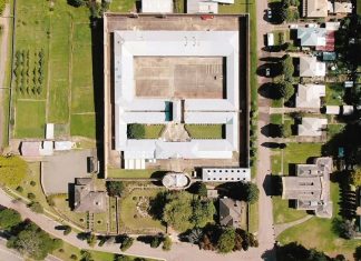 노스웨스트에서 가장 오래된 교도소 매물로 나와 The heritage-listed site could be transformed into a tourist destination. (9News)