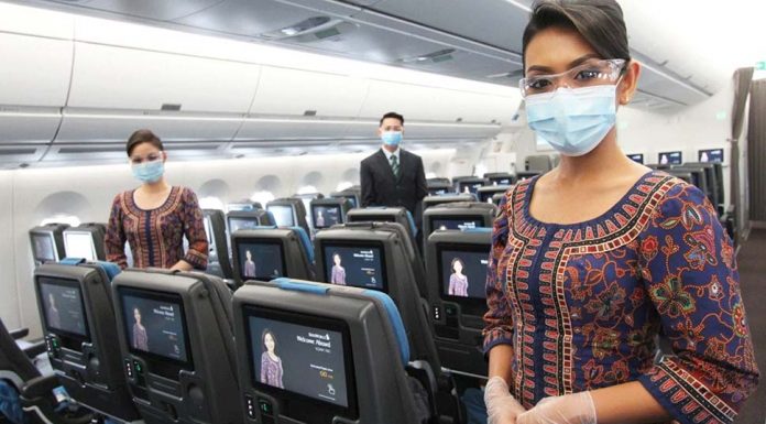 11월부터 NSW주 귀국 호주시민 격리제재해제 Welcome aboard PPE and masks are as standard on board Singapore Airlines flights