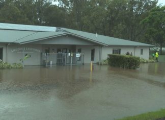 시드니 보육원 홍수로 어린이들 대피