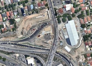 NSW 정부 유료 도로 사용료, Opal 카드 청구 시스템 고려 Transurban, which owns all Sydney’s toll roads except the Harbour Bridge and Tunnel, collected $2.27 billion in toll fees from its global network in the 2021 financial year, a flat result on 2020 thanks to rolling lockdo