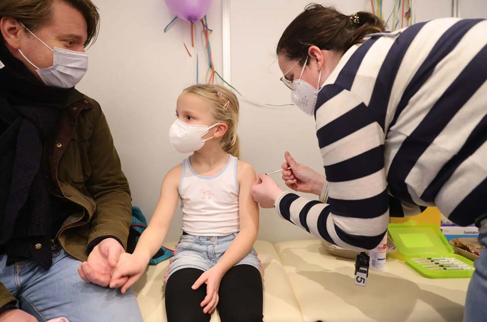 Children with serious illnesses should be prioritised for the COIVD-19 vaccine, a leading immunologist says.CREDITFAIRFAX MEDIA