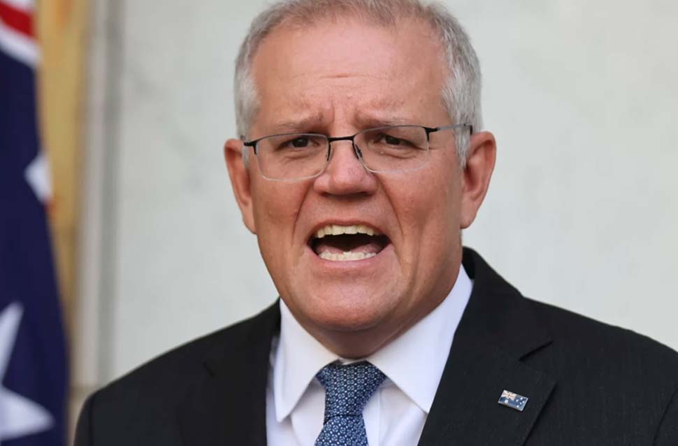 Prime Minister Scott Morrison announced a visa rebate scheme to entice international students and backpackers back to Australia to help fill critical worker shortages.CREDIT ALEX ELLINGHAUSEN