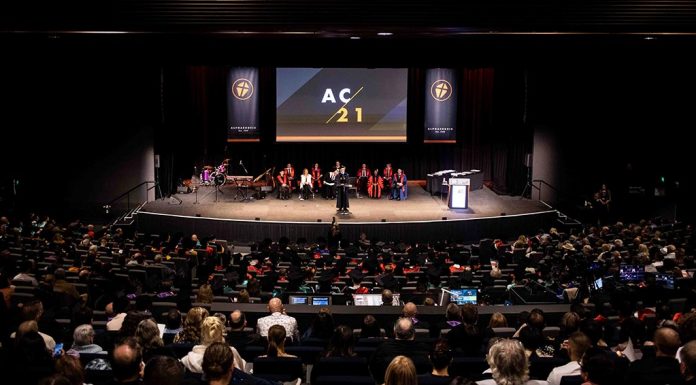 알파크루시스 University College 승격