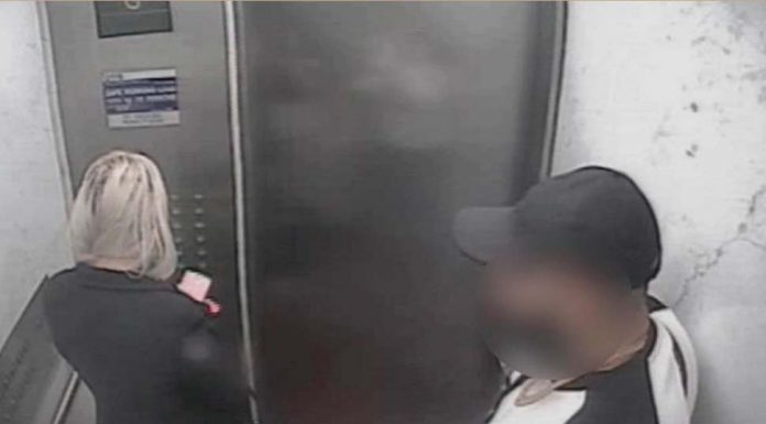 연쇄 강간범 카이리치, 31세의 나이로 감옥에서 사망 Kayirici (right) in a lift with a woman and her client before Kayirici forces his way into her apartment and rapes her at knifepoint.