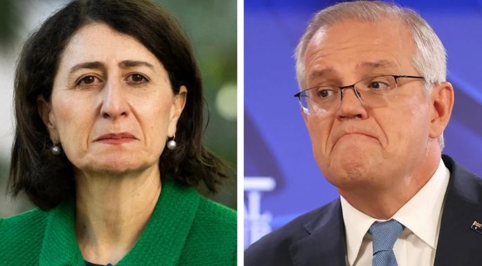 NSW주 대 연방정부 샅바 싸움 전입가경 Prime Minister Scott Morrison has dismissed texts purportedly by Gladys Berejiklian as “anonymous sledging”.CREDITRHETT WYMANALEX ELLINGHAUSEN
