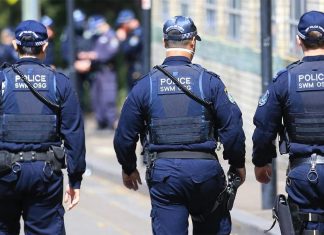 시드니 북서부서 차량 절도 및 폭행 혐의 남성 체포 Strike Force Bellinger was established to investigate a spate of assaults and car thefts across Sydney’s northwest. Picture NCA NewsWire Christian Gilles
