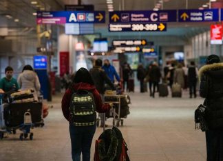 전문가들, 호주인들 여행 연기하라고 경고 The US and Europe this week downgraded Australia’s travel safety rating, making it harder for Australians to visit.