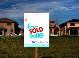 멜버른 집값 100만 돌파, 시드니는 1월에도 상승세 There were few transactions over January but there is evidence the performance was strong.CREDITROB HOMER