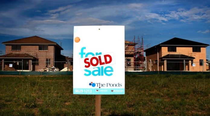 멜버른 집값 100만 돌파, 시드니는 1월에도 상승세 There were few transactions over January but there is evidence the performance was strong.CREDITROB HOMER