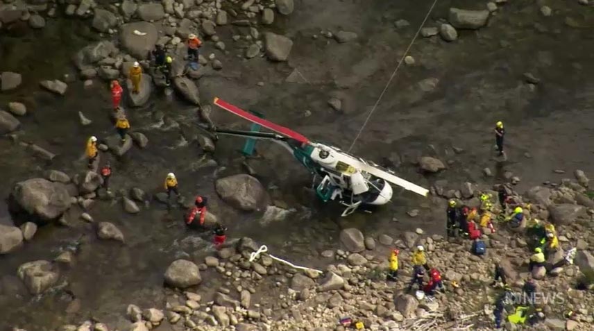 Five survive Snowy Mountains helicopter crash