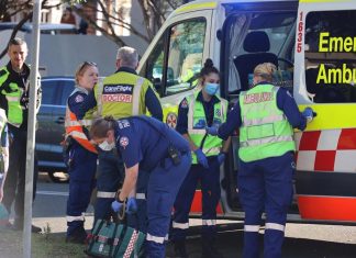 NSW 앰뷸런스 노조 파업 시작 NSW paramedics say staffing has been “depleted”. Picture NCA NewsWire Nicholas Eagar