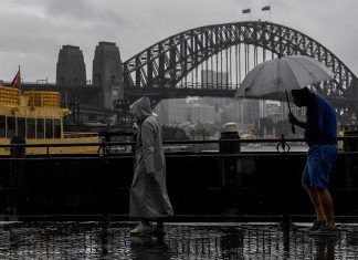 기상청, 시드니 홍수 비상 사태 경고 Sydney can expect to see heavy rainfall over the coming days.(AAP Bianca de Marchi)