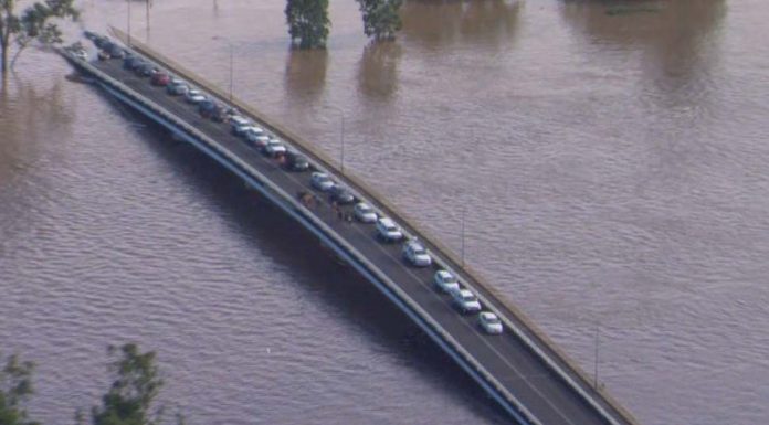 호주 사상 최악 홍수 17개 카운슬 재난지역 선포