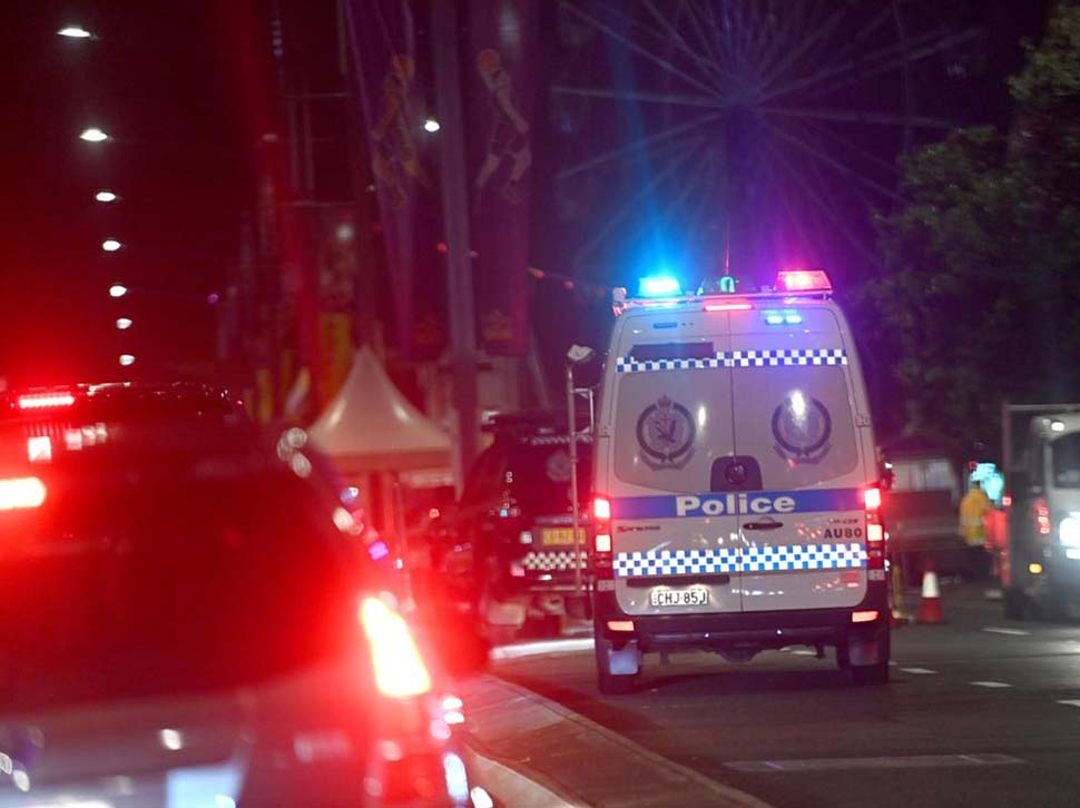 Police arrived on the scene at the Sydney Easter Show where two teenage boys were stabbed last night. Picture Jeremy Piper