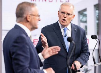 연방총선, 모리슨 총리 재집권 유력 In the heat of the debate, claims flew which required more context than the leaders provided.(AAP)