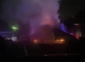 화재로 인해 마약실험실 발견 The house fire in Guildford. (9News)