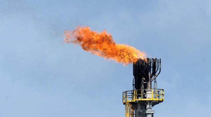 호주 일부 노동계, 석탄 화력 발전소의 복귀 요구 Gas producers are operating at near capacity but most of that is being exported off shore. Picture AAP Joe Castro