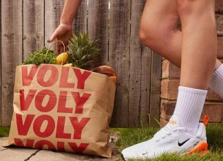 호주, 8개월만에 망한 회사들 Sydney-based VOLY is attempting to disrupt the grocery industry, promising customers delivery in 15 minutes or less.