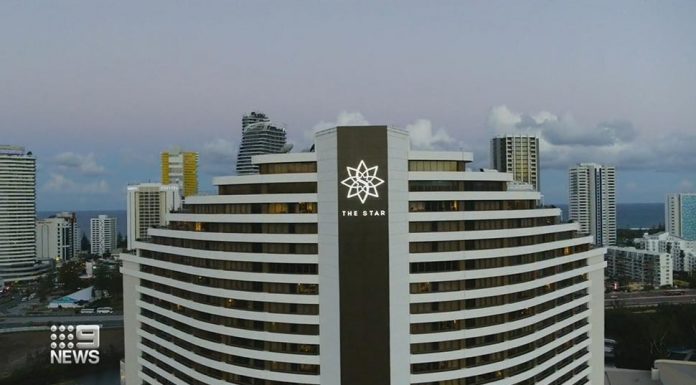 스타 엔터테인먼트의 퀸즐랜드 카지노에 대한 조사 The Star Entertainment Group owns casinos in both Brisbane and the Gold Coast. (Nine)