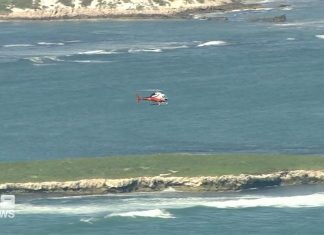 WA 해안 배에 안전장비 부족으로 어부 실종 Emergency services have been involved in two searches off the Western Australian coast over two days. (Nine)