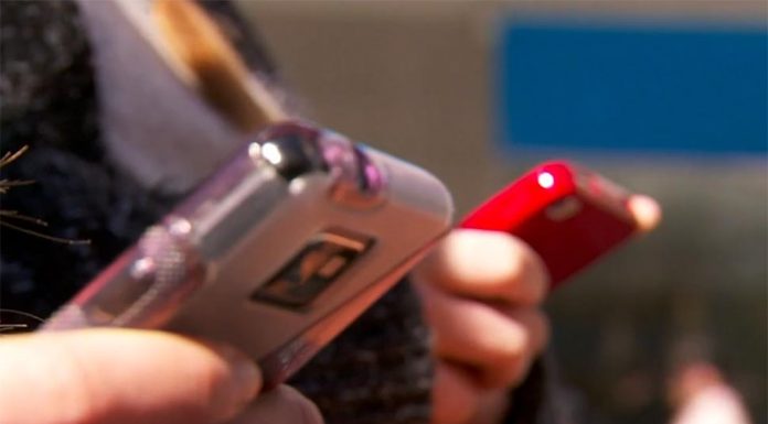 2022년 상반기, 호주인들 사기당한 금액은 3억 달러 ext scams have tricked thousands of Aussies at home waiting for their online shopping to arrive. (9News)