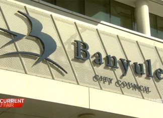 멜버른 가족 카운슬 비 31% 인상으로 타격 Banyule City Council declined an on-camera interview but issued a statement. Increases to overall Council rates are in line with the rate cap set at 1.75 per cent for the 202223 year, it said. (Nine)