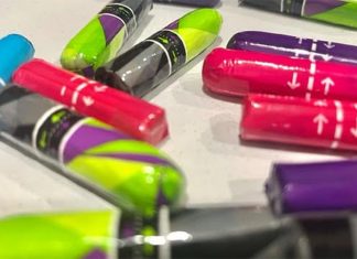 웨스턴오스트레일리아 공립학교, 여성위생제품 무료 제공 Free period products will soon be offered to all state government secondary school students across Western Australia. (Nine)