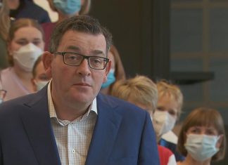 빅토리아 간호학과 또는 조산학과 학생에게 무료 학습 제공 Victorian Premier Daniel Andrews said the investment would help ease the significant pressure on the health system. (Nine)