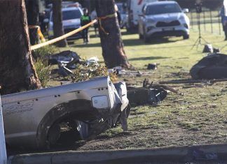 호주 P 운전면허 규정 강화 촉구 The scene following the deadly Buxton crash. Picture John Grainger