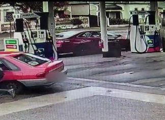 시드니 주유소, 수백 달러 상당의 휘발유를 훔쳐 The thief then fled the scene. (9News)