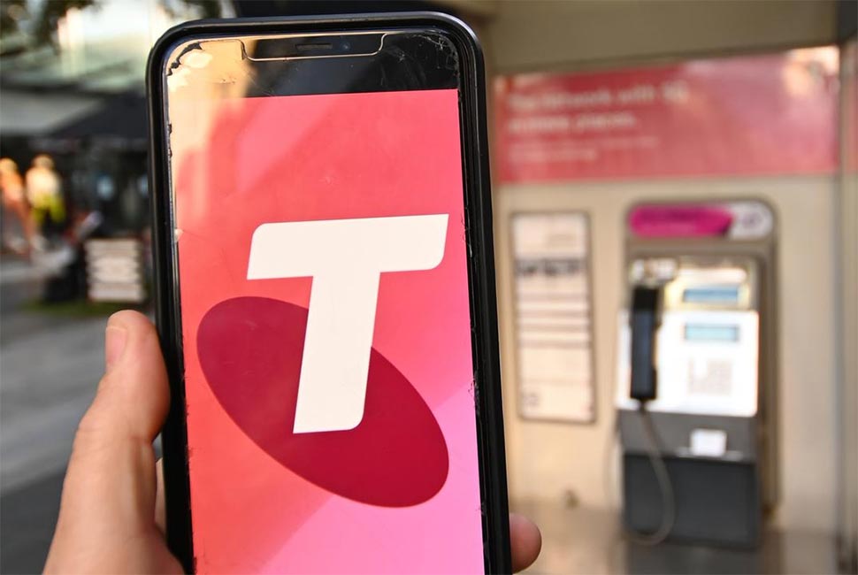Telstra customers have been told to monitor for updates. Picture NCA NewsWire Naomi Jellicoe