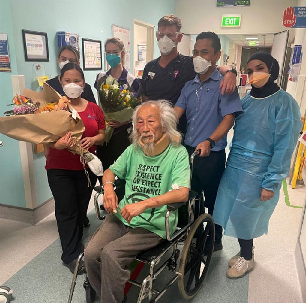 Elderly Sydney protester Danny Lim was released from hospital in November 2022 after arrest. In a health update, his lawyer says Lim remains in poor health. (Twitter)