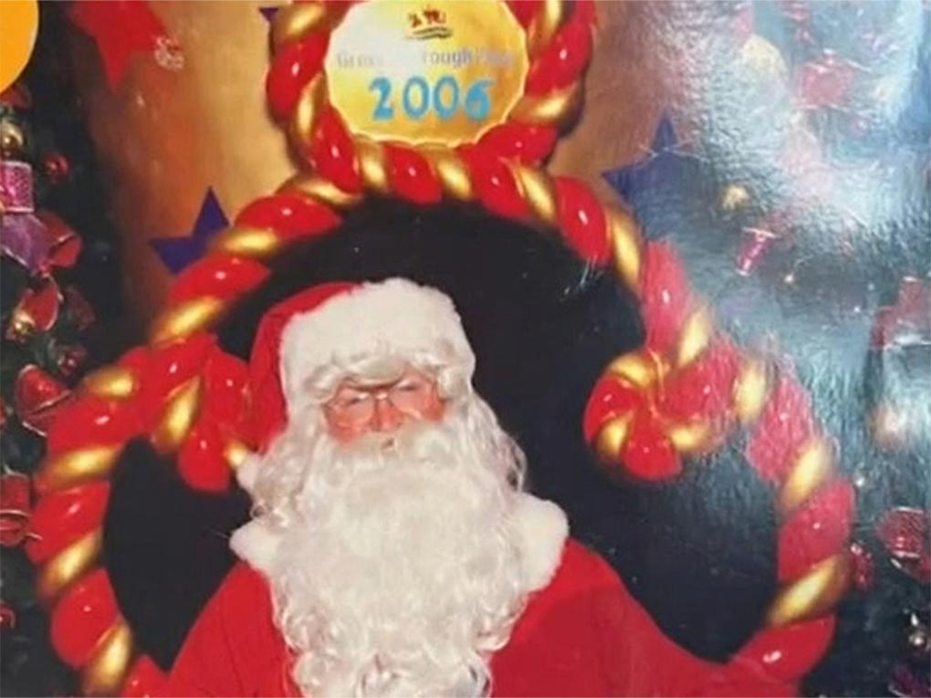 Harold has spend more than three decades spreading Christmas cheer in Melbourne. (Nine)