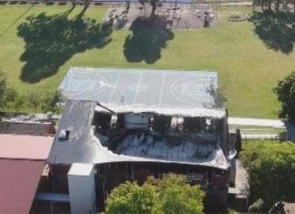 NSW, 12세 소년 방화로 300만 달러가 넘는 피해 Students were forced to return to home learning after the fire.